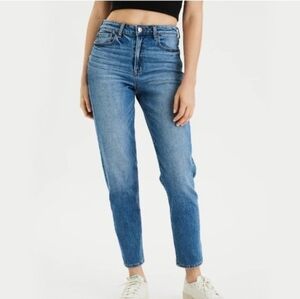 American Eagle Mom Jeans